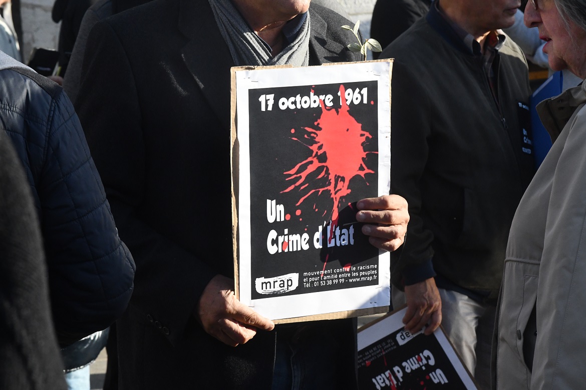 ALGERIEN MANIF BATTANT 2