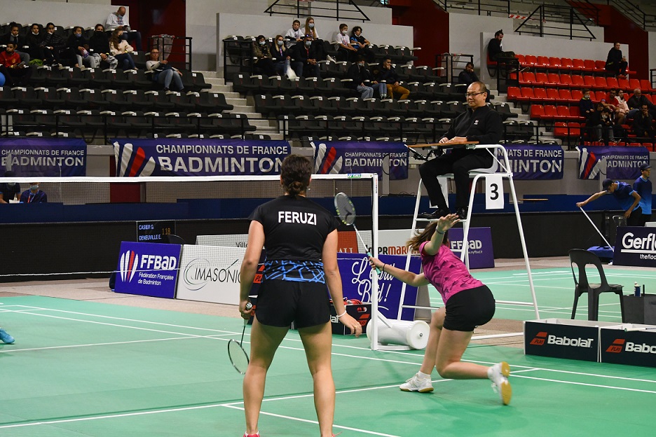 BADMINTON