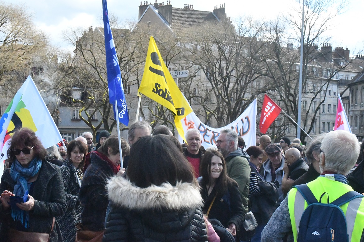 HUITIEME MANIF RETRAITE 5