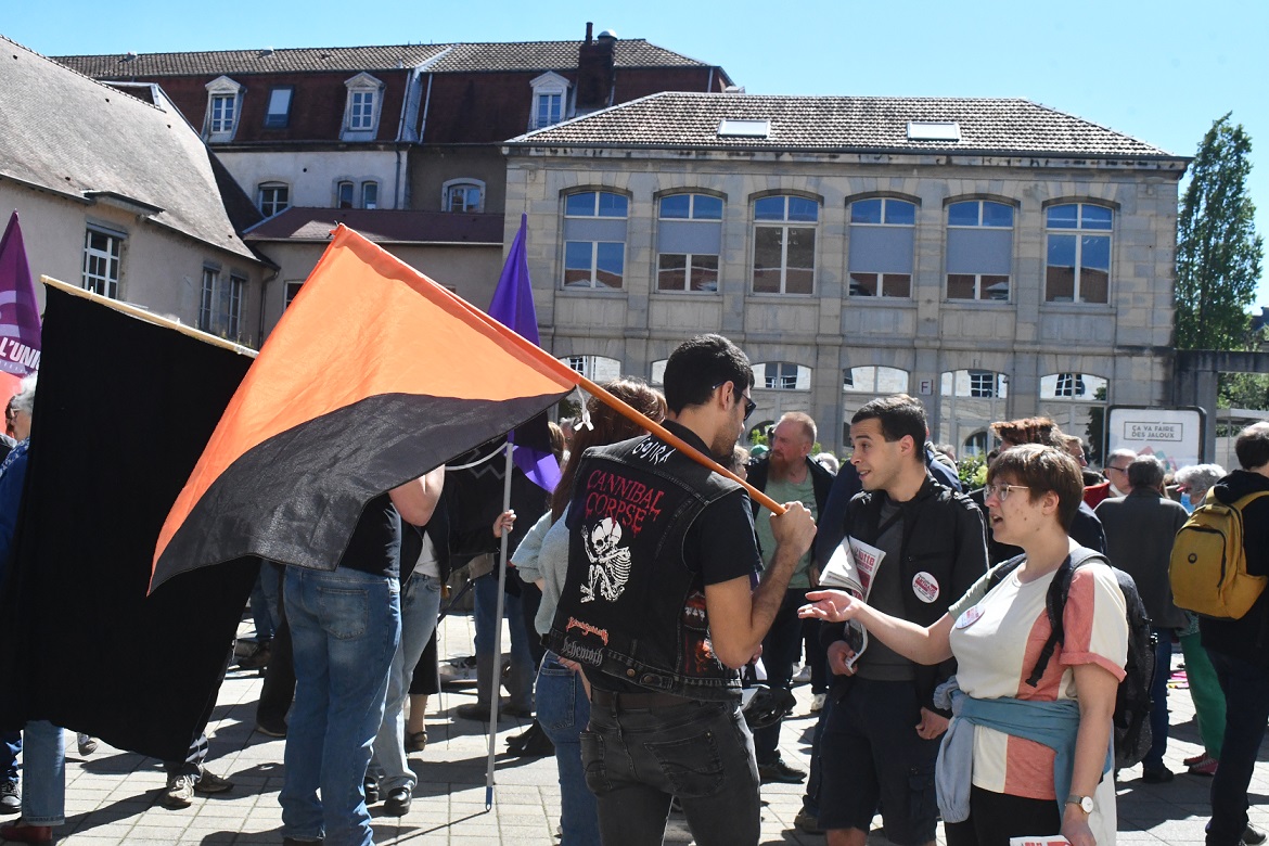 MANIF LE PEN BESAC 4