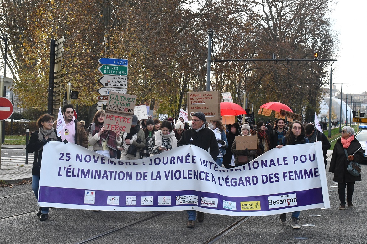 MARCHE VIOLENCES FEMMES