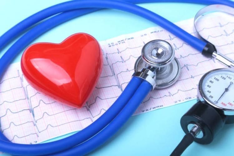 Salins-les-Bains : le Bus Sant&eacute; des Femmes de retour lundi