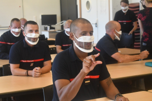 Besançon : Les sapeurs-pompiers se forment à la langue des signes