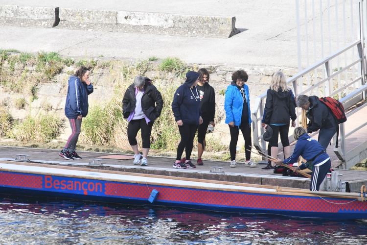 Besançon : opération de nettoyage du Doubs