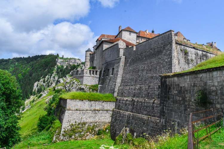 Une saison estivale animée au Château de Joux !