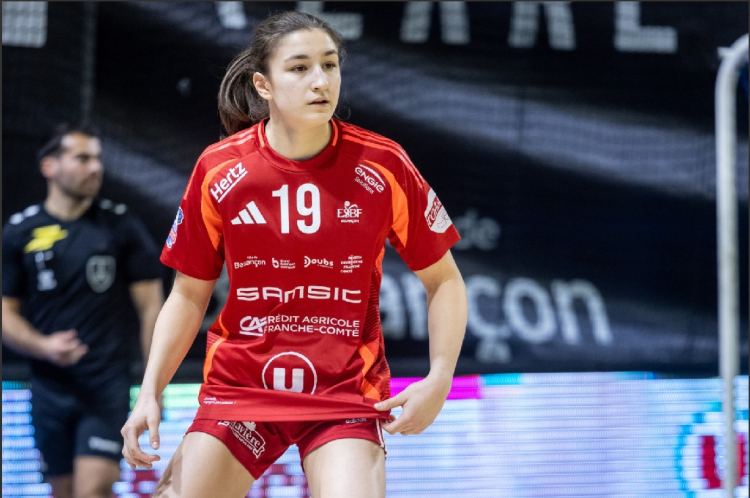 Handball féminin / ESBF : Iva Mladenovska poursuivra son aventure à Besançon !