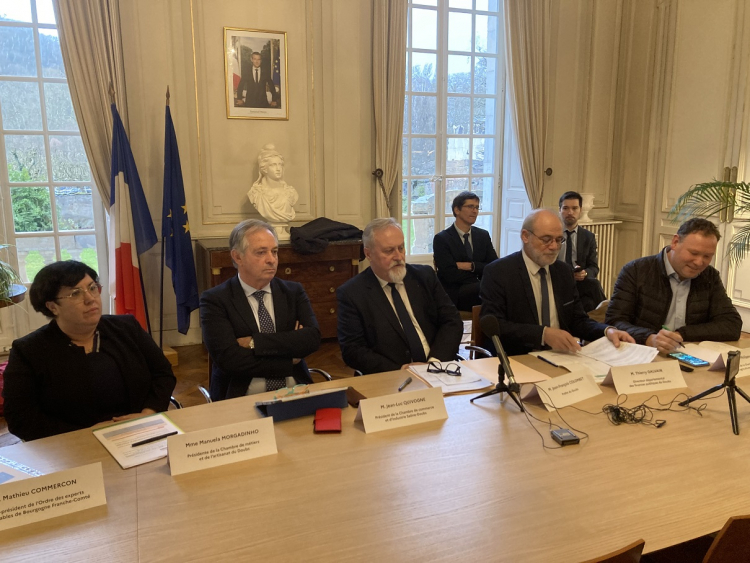 Electricité : Quels dispositifs d’aides les TPE/PME ont-elles droit ?