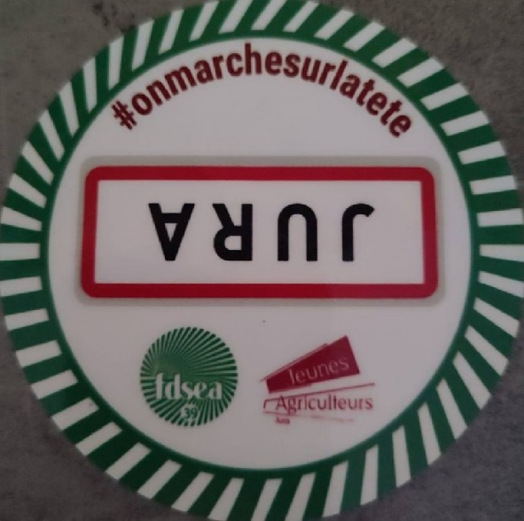 Colère des agriculteurs : blocage de deux centrales d&#039;achat dans le Jura