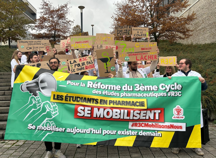 Mobilisation des étudiants en pharmacie pour la réforme du 3ème cycle