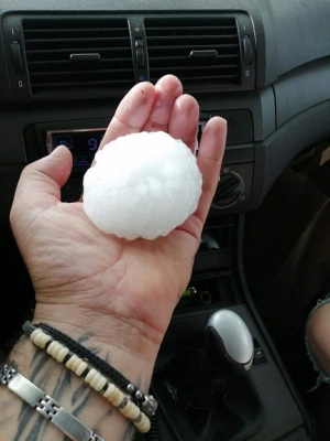 Violent orage entre Nods et Valdahon