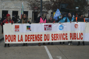 Fonction publique : 1500 fonctionnaires battent le pavé à Besançon