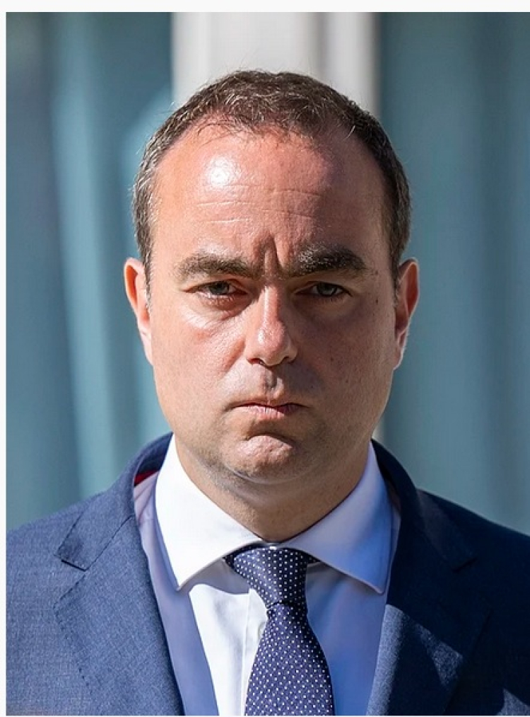 Réforme des retraites suspendue : les socialistes renoncent à censurer, la gauche radicale et le RN maintiennent la pression