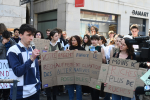 Besançon : les jeunes dans la rue pour le climat