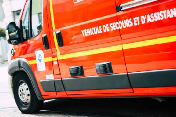 Labergement Sainte Marie  : un motard bless&eacute; dans une collision avec une voiture