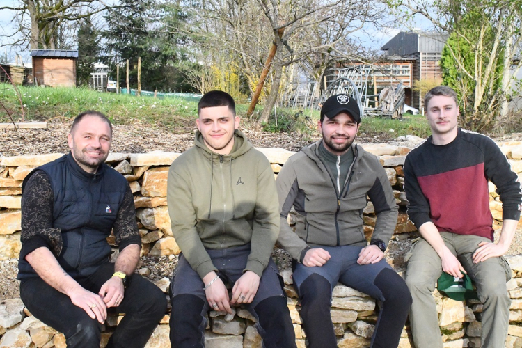 Frasne : Des étudiants du Centre de Formation de Chateaufarine expliquent la forêt et ses métiers