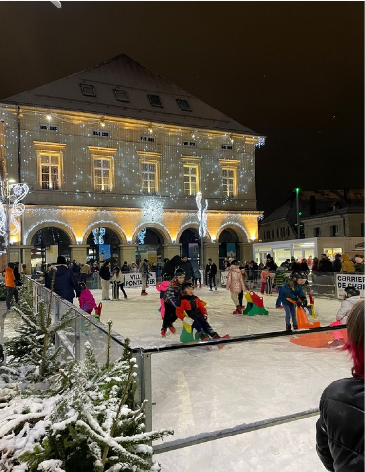 Pontarlier : un marché de Noël sous le signe de la tradition et de la convivialité