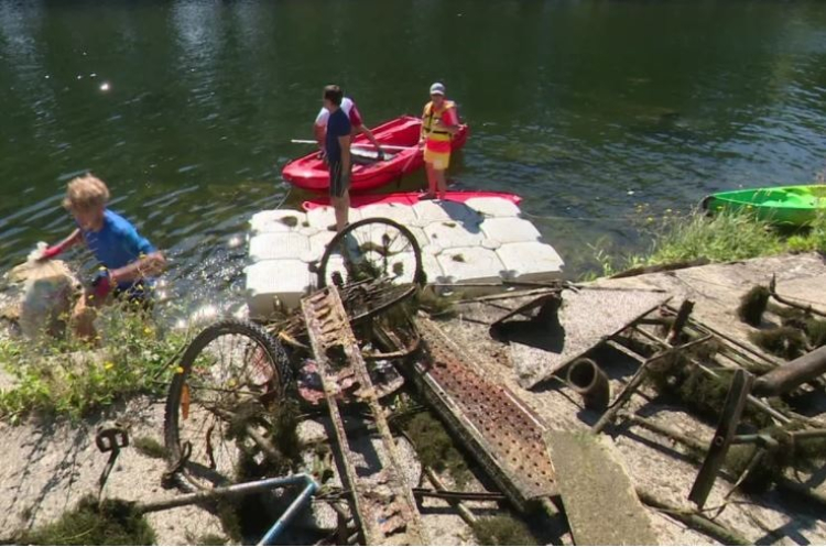 Nettoyage des berges du Doubs : la Société nautique de Besançon mobilisée samedi