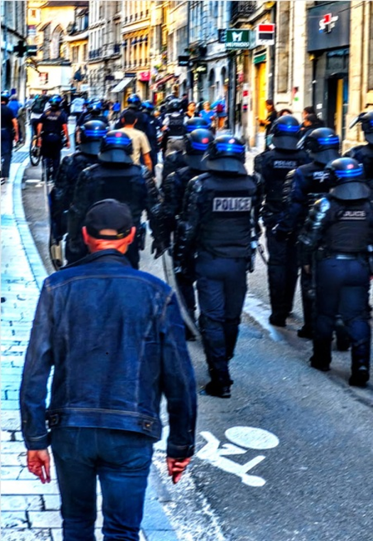 Lycées sous tension et casserolade en ville : journée d’action à Besançon
