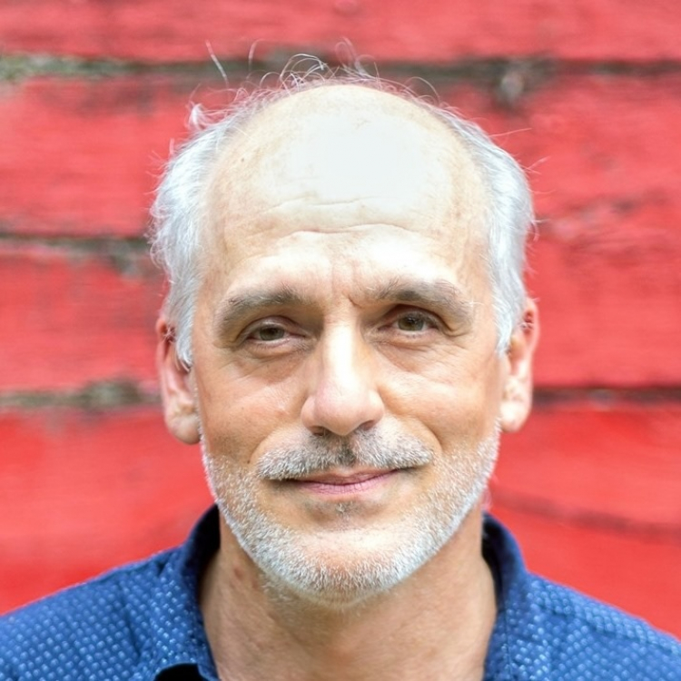 Besançon : Un opposant à Philippe Poutou interpellé. Un brassard avec une croix gammée retrouvé chez lui