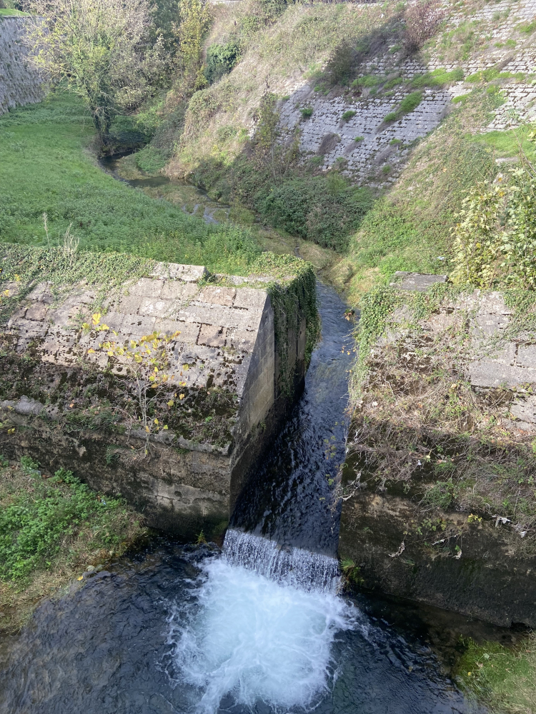 Une étude de restauration lancée au profit du ruisseau de la Mouillère à Besançon