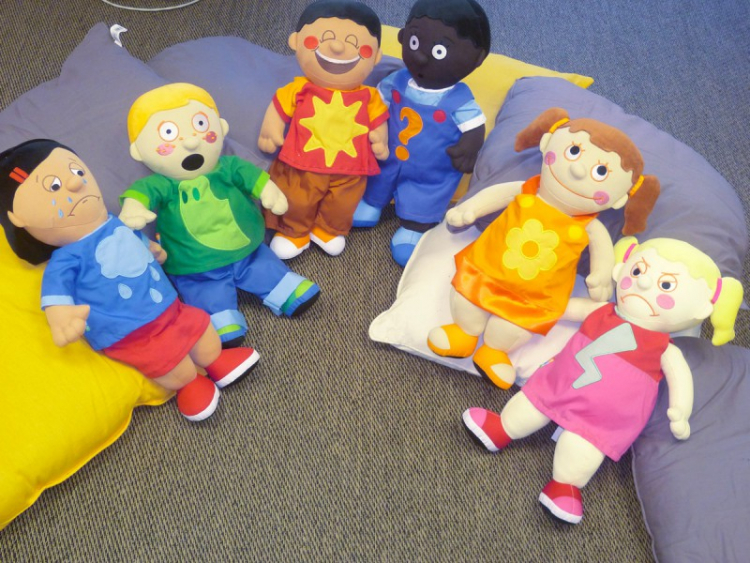 Aider les enfants qui vivent la séparation de leurs parents à travers un groupe d’expression