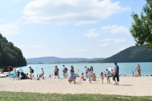 Tourisme estival 2025 : la Bourgogne-Franche-Comté retrouve son niveau record (INSEE)