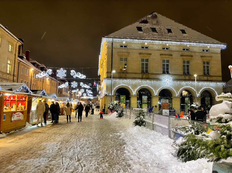 La féérie de Noël s’invite au nouveau marché de Pontarlier