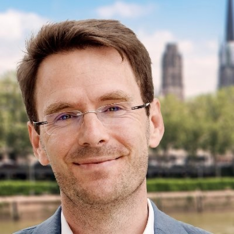 Politique : déplacement de Nicolas Mayer-Rossignol à Baume-les-Dames