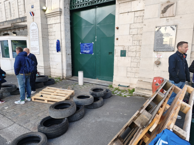 Mobilisation des surveillants p&eacute;nitentiaires : la maison d&rsquo;arr&ecirc;t de Besan&ccedil;on sous tension