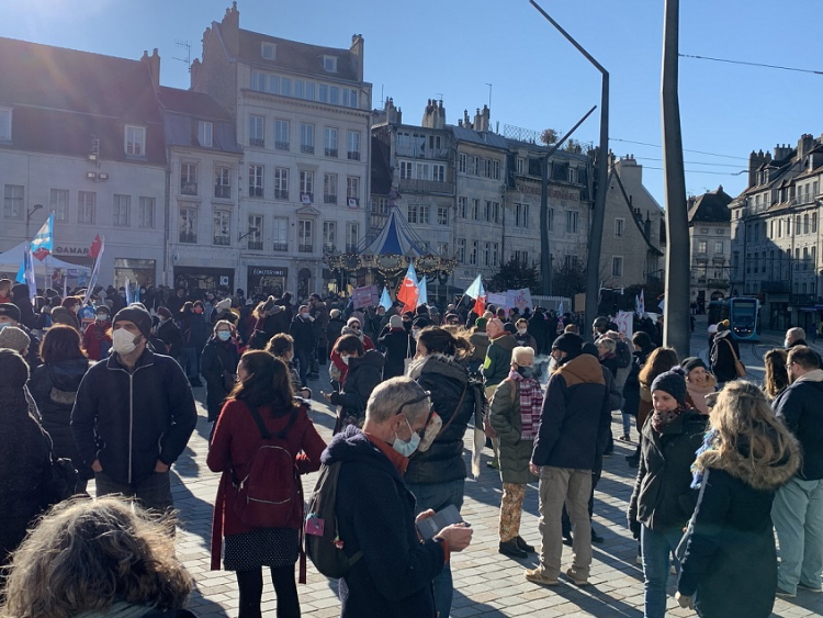 Besançon : &quot;Nous demandons la démission de Jean-Michel Blanquer&quot;