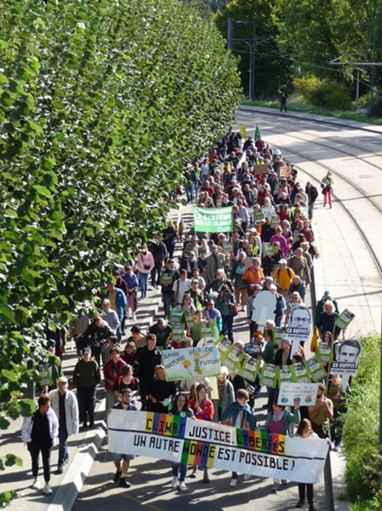 Mobilisation pour le climat et la justice à Besançon