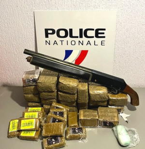 Besan&ccedil;on : les policiers d&eacute;couvrent 5.190 euros dans une voiture