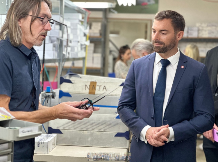 Champagnole : les &eacute;lus r&eacute;gionaux RN &agrave; la rencontre de la fili&egrave;re luneti&egrave;re
