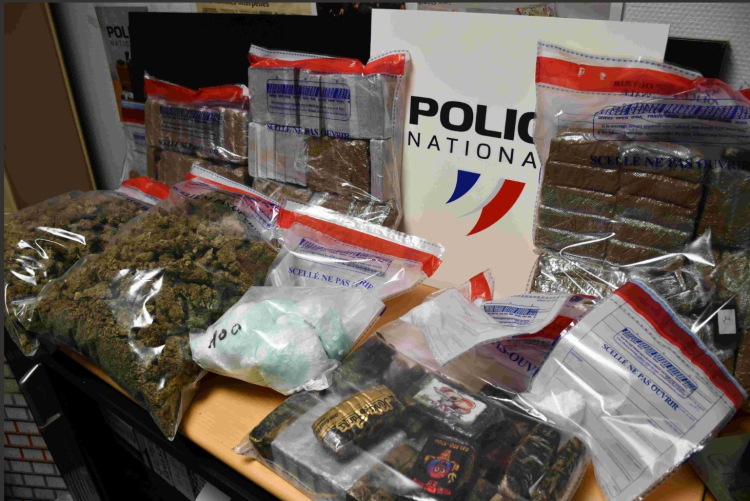 Besan&ccedil;on : pr&egrave;s de 10 kilos de stup&eacute;fiants saisis, deux jeunes hommes condamn&eacute;s