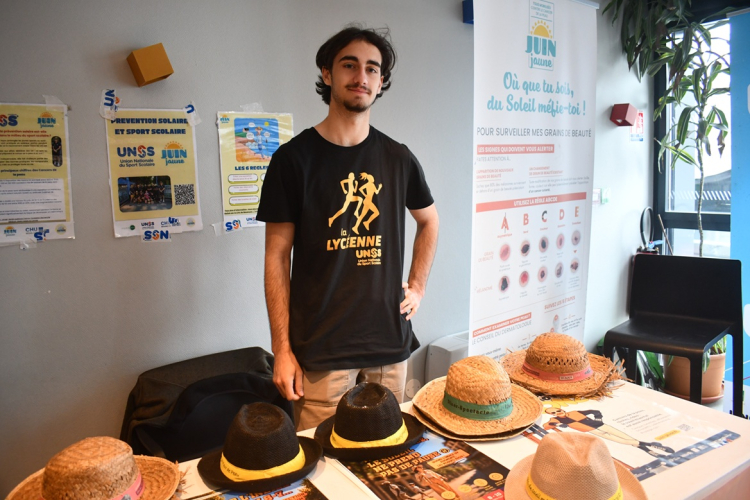 De lyc&eacute;en &agrave; lyc&eacute;en : la pr&eacute;vention solaire passe par la parole des jeunes