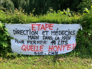 Retrait des banderoles au CH de Novillars : « une atteinte à la liberté d’expression syndicale »