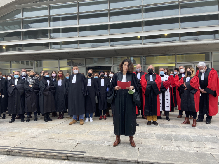 Mobilisation générale des magistrats, greffiers et avocats