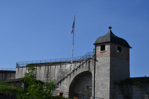Canicule : la Citadelle de Besan&ccedil;on r&eacute;duit ses horaires et reporte le Week-end Grand Si&egrave;cle