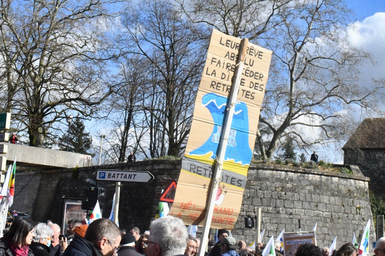 Réforme des retraites : pas de relâche pour les opposants