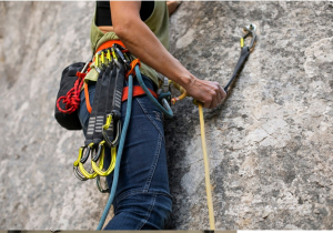 Loisirs et tourisme : Réouverture des via ferrata d’Ornans et de Nans-Sous-Sainte-Anne