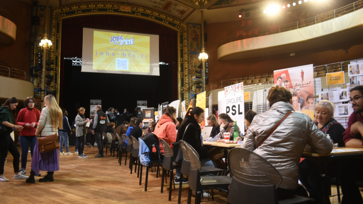 Besançon : Un forum &quot;jobs d&#039;été&quot; pour accompagner les jeunes dans leurs recherches d&#039;emploi