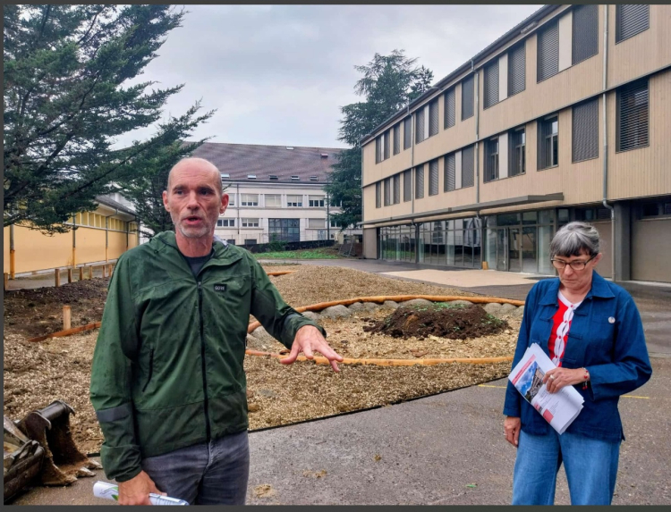 Besançon / Des cours d’école réinventées : végétalisation et rénovation énergétique au service des enfants
