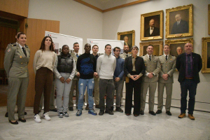 À Besançon, sept jeunes Francs-Comtois signent leur engagement dans l’armée de Terre : entre solennité, motivation et nouvelles responsabilités