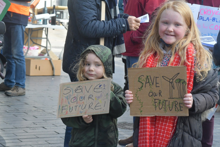 Environnement : « un véritable crime climatique »