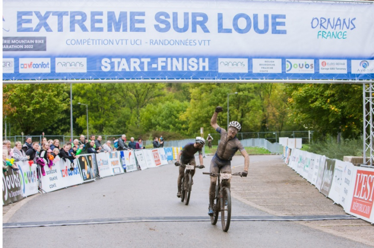 Extrême-sur-Loue : deux Français en tête