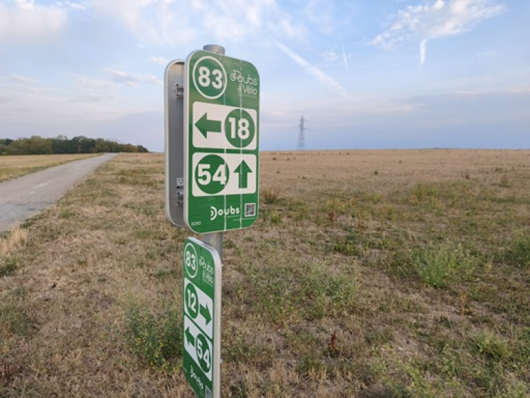 Mobilit&eacute;s douces : le Doubs d&eacute;veloppe son r&eacute;seau cyclable &laquo; Points-N&oelig;uds &raquo;