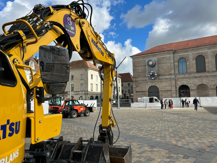 Végétalisation de la place de la Révolution à Besançon : Les travaux ont commencé, des fouilles archéologiques prévues