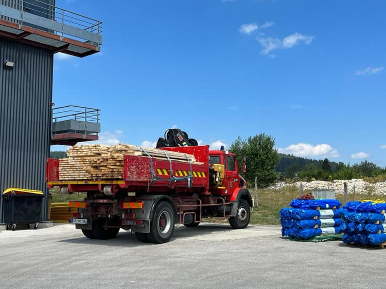 Violent orage : 46.000 m2 de bâches posées depuis les intempéries