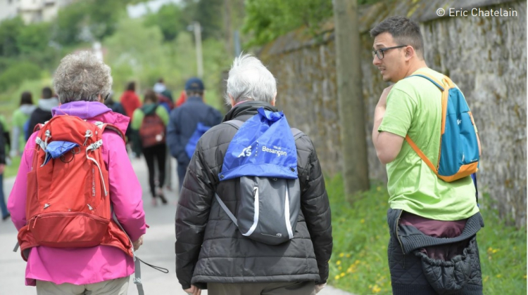 Besançon : « Y&#039;a pas d&#039;âge pour marcher »
