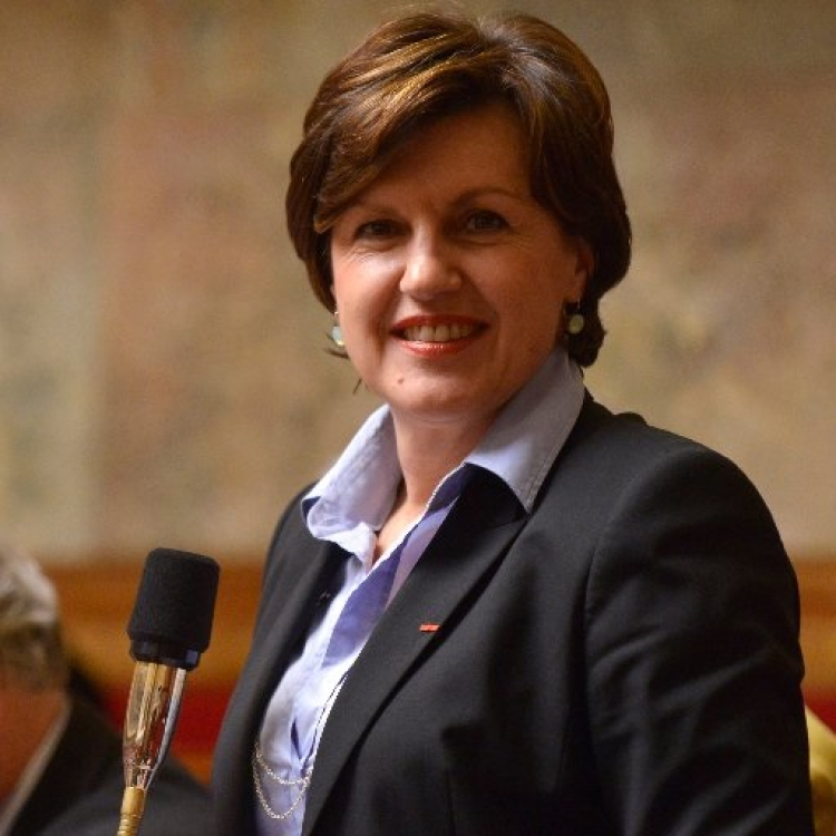 Annie Genevard au c&oelig;ur d&rsquo;une pol&eacute;mique apr&egrave;s un d&eacute;jeuner organis&eacute; par Vincent Bollor&eacute;